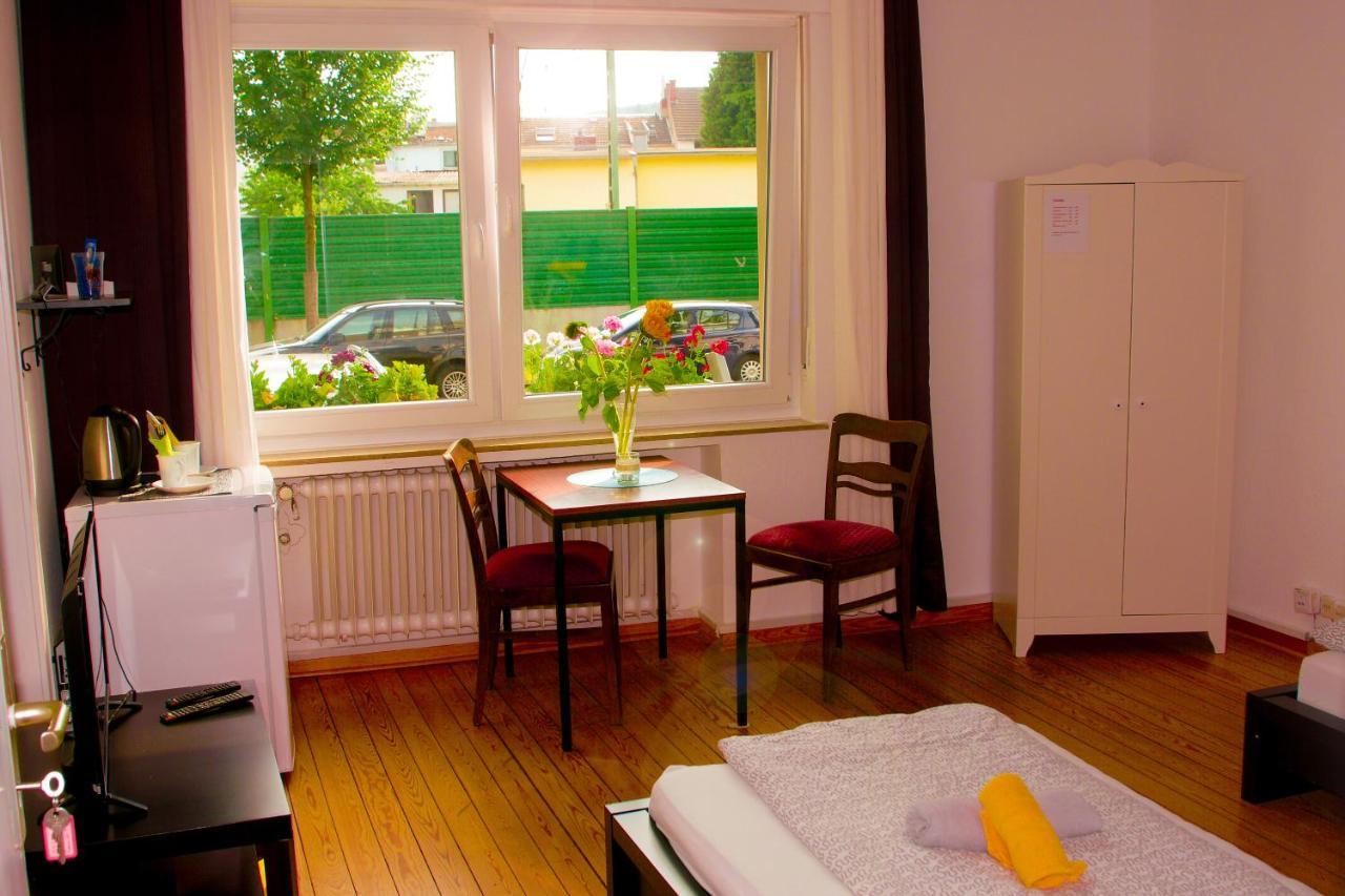 A&S Ferienwohnungen Roonstrasse Bonn Exterior photo